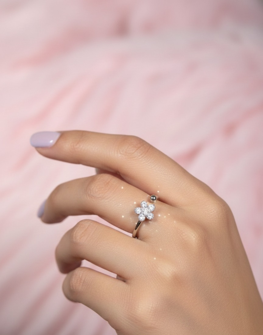 Silver Flora Ring - Image 3