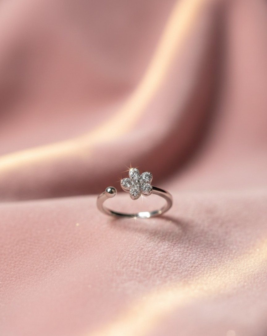 Silver Flora Ring - Image 2